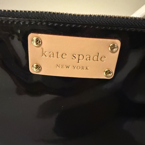 Kate Spade Black patent leather Clutch with tan and Gold-Tone Accents - Picture 6 of 11